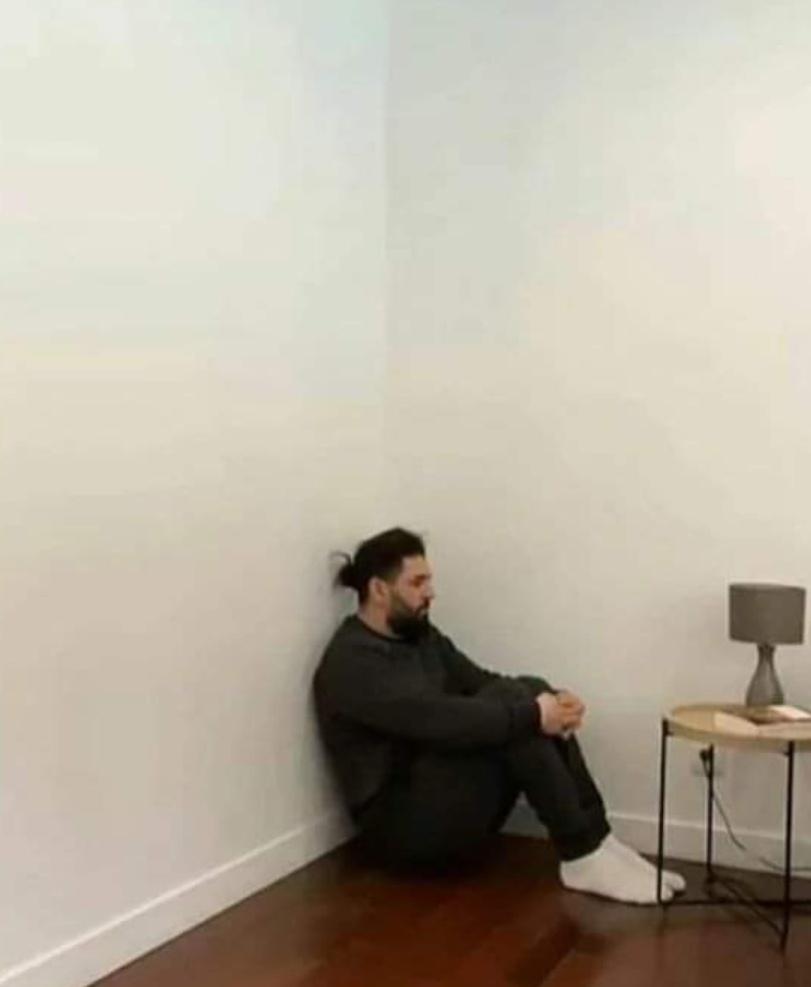 naniolanr's tweet photo. Pov: les algériens qui attendent le 21 avril https://t.co/nsqMQH8zLA