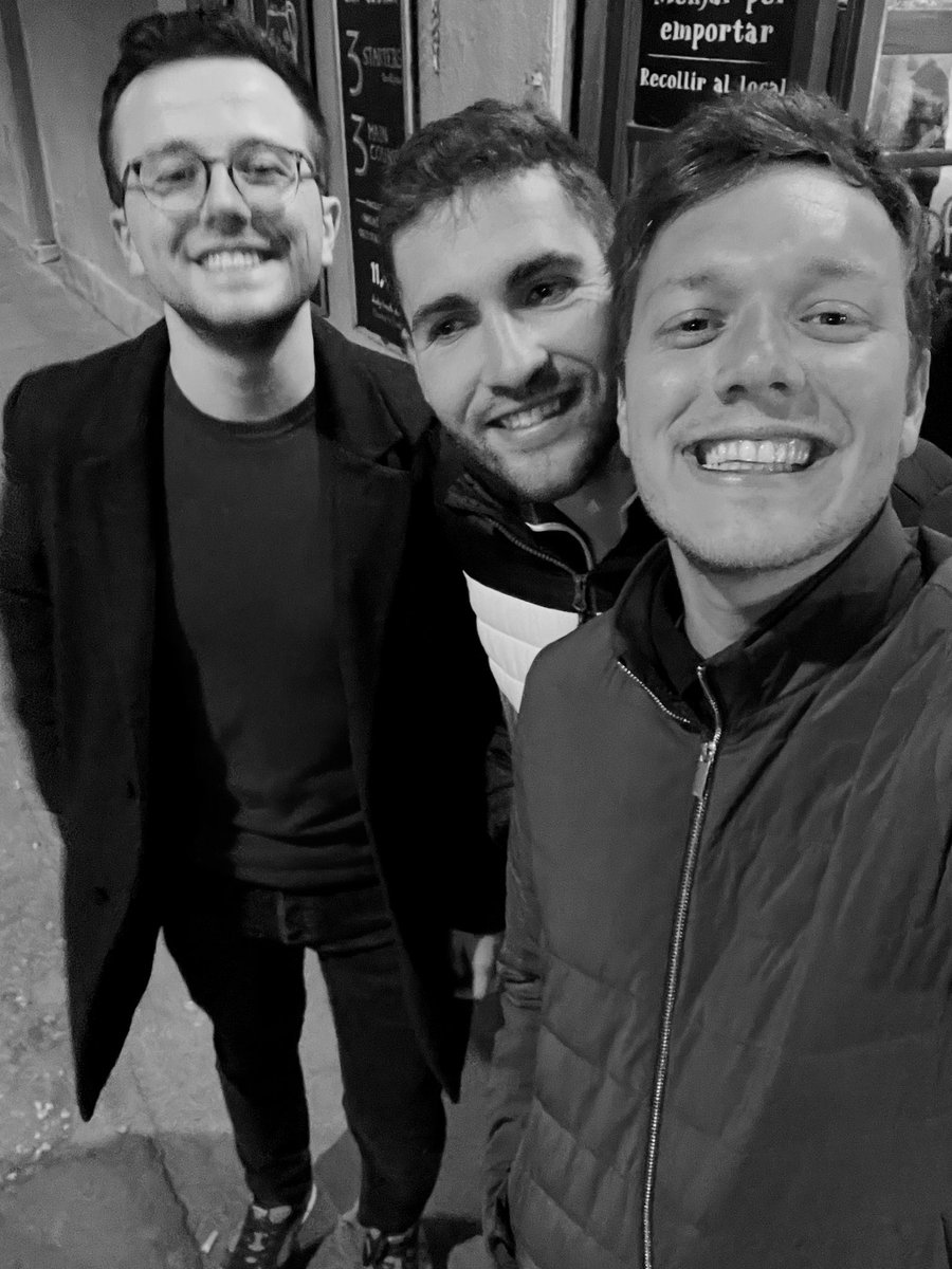 victorguinot's tweet photo. A mí, a estos dos, que no me los quiten nunca ❤️. https://t.co/dG4afprFok