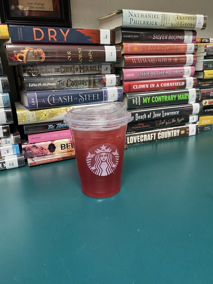ParklandLibrar1's tweet photo. When one of your favorite people on campus brings you your favorite @Starbucks drinks to get your day started! Then, the best CTE department pays for your dinner during National Library Week! Thank you!!#BlessedAndGrateful #libraylife @phsmats @JSalgado_PHS @DRValdez99 https://t.co/3pW1UOcjOz