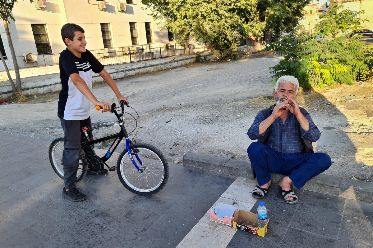 EDMiddleEast's tweet photo. Awesome pics from the @evdayprojects Gaziantep workshop w/ @ifrc by Syrian students in Turkey! One of the world’s oldest cities, there was much to explore! @EDMiddleEast photogs @tasneemalsultan + @TatouK taught w/ @Edmeevanrijn. Support from @RedCrescent @KIZILAYKART @eu_echo https://t.co/NY4zFxnVYz