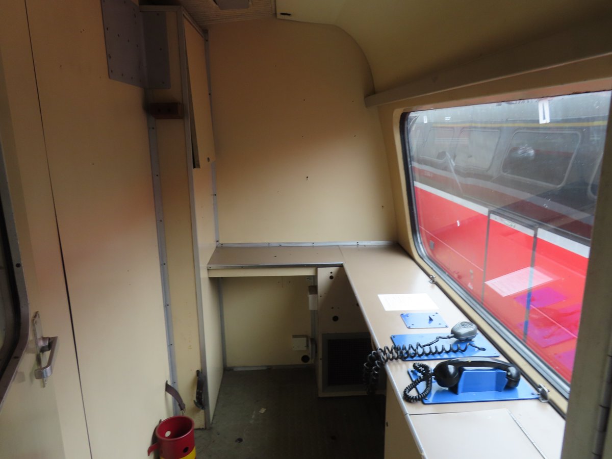 LocoSpottingNW's tweet image. Travel in Style: I would love to travel on a train like this. First and Standard Class accommodation, the (blurred, sadly) buffet car, and the guard's compartment of the Intercity APT set preserved @CreweHC. This is what a train should look and feel like! #Class370 #APT