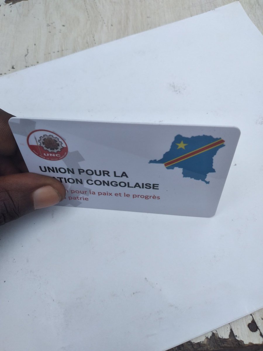 coeurdafriqueM's tweet photo. Ce mardi 05 avril je me suis procurer ma carte biometrique #SLIVER de la qualité d'élite à L'UNC de l'honorable président @VitalKamerhe1 .ns sommes toujours sur l'idéologie de l'homme d'Etat VK. Une grande histoire est entrain d'être écrite,  les générations futures en parleront https://t.co/CdvPhHs4a0