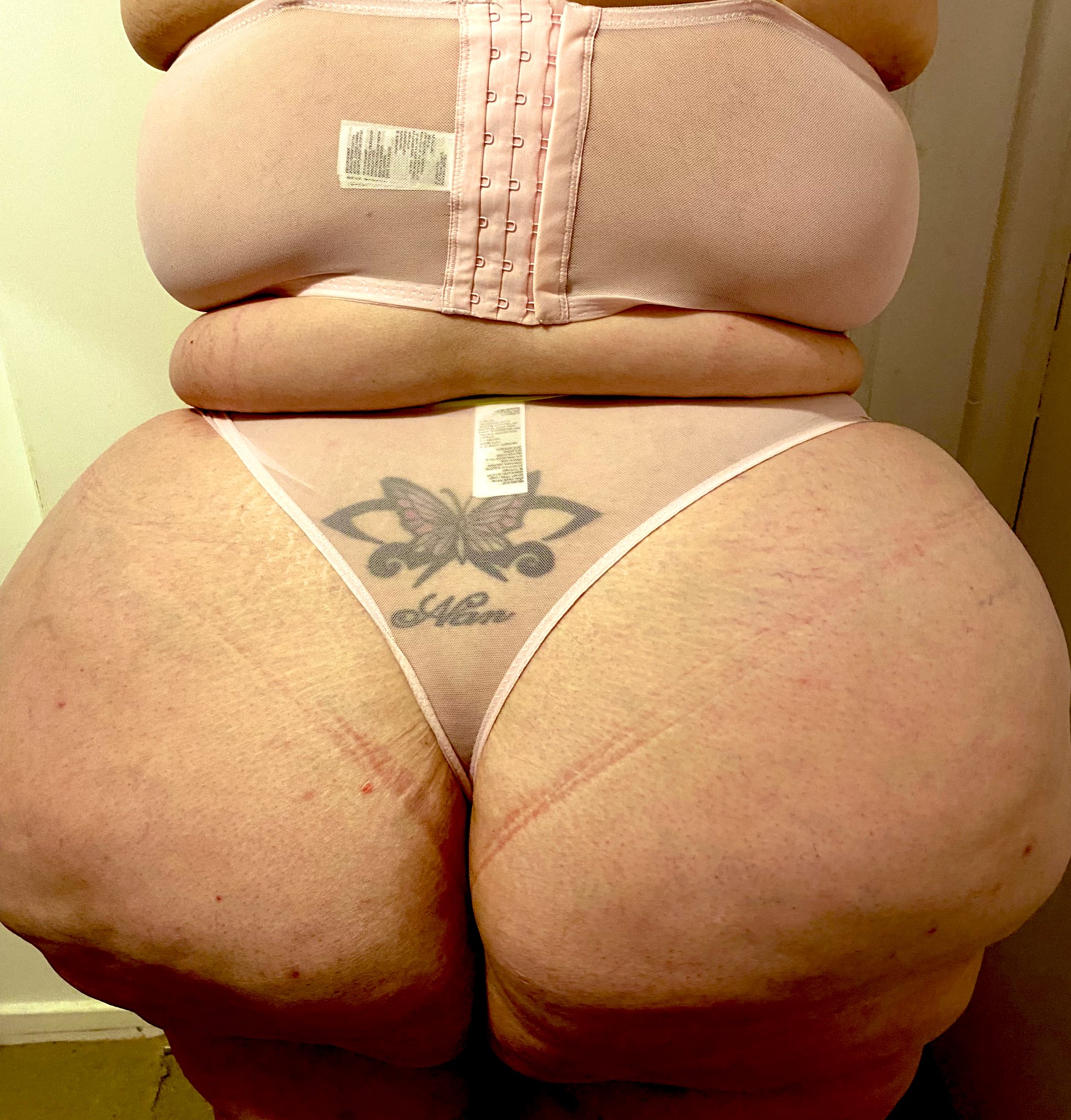 TW Pornstars - Duchess Derriere. Twitter. Juicy enough for you? 😈. 10:39  PM - 5 Apr 2022