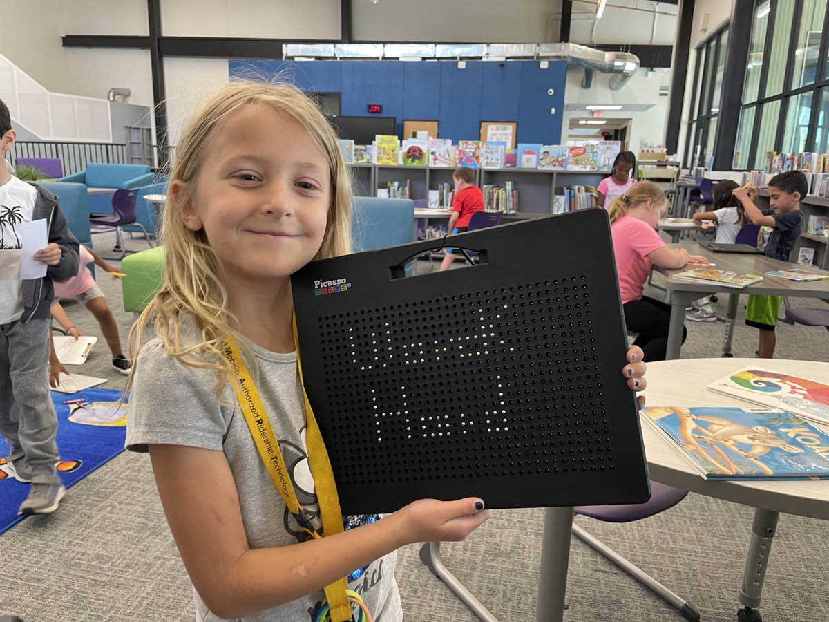 wre_library's tweet photo. Day 2 celebrating or love of our school library 🎉❤️📚 @GeorgetownISD @GISD_Libraries @WolfRanchElem #NationalSchoolLibraryWeek #WRreads #readingbalcony #robotics #makerspace #readandridecycles #choiceboards #checkingoutbooks #origami #aquarium #favorites https://t.co/42fqlln7pO