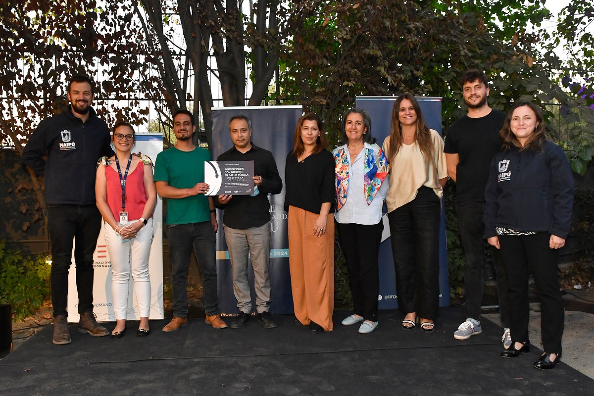 CENSChile's tweet photo. #MakeCENS Felicitamos al Centro Gerópolis con su solución SISTAM, ganador del Desafío de Innovación en Salud - Ilustre @Muni_Maipu, iniciativa organizada por CENS junto a @CIFChile y la colaboración de #PuentteDesign.
Agradecemos a todos los que participaron del Desafío. https://t.co/GDehg4zj9Q