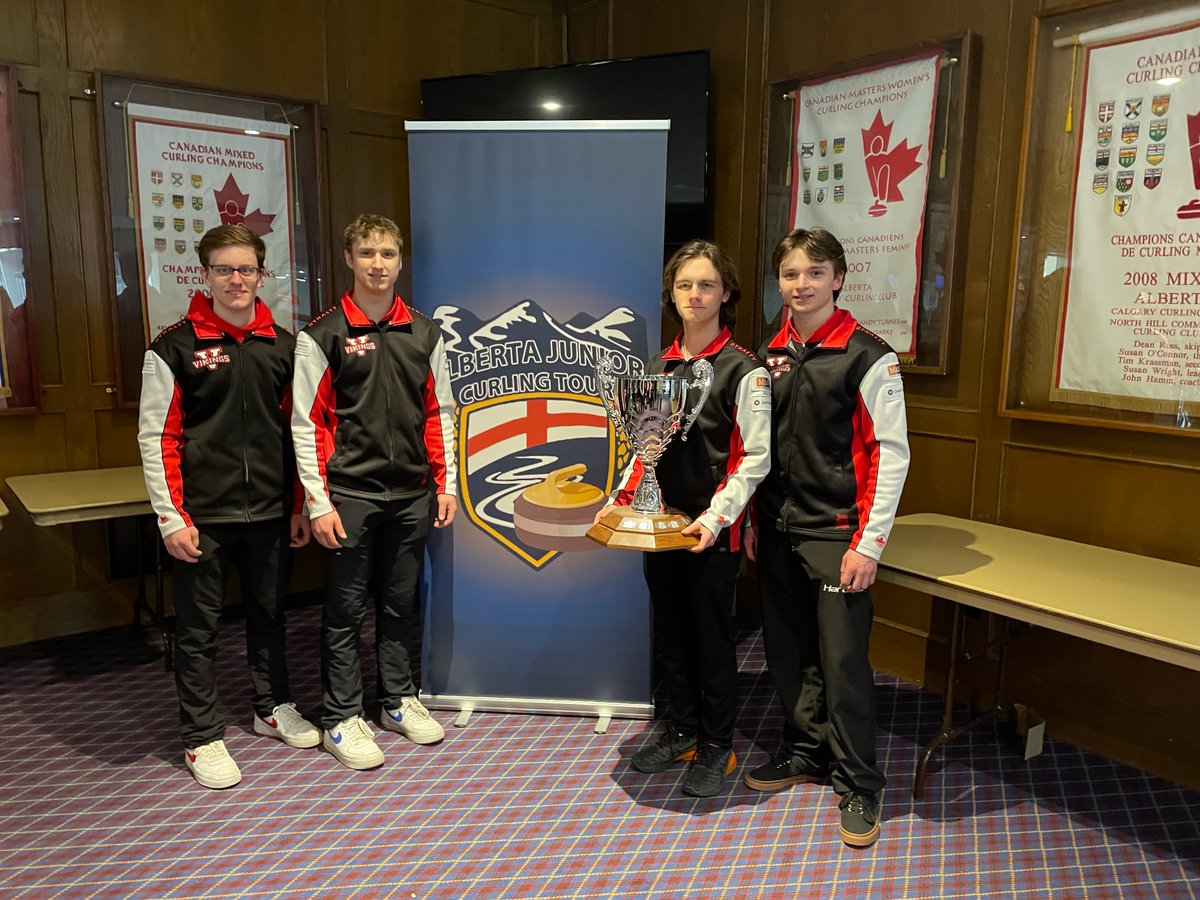 🥌 | VIKINGS GOLDEN MOMENT

This past weekend the Vikings hit the ice once again in Calgary a the Alberta Junior Curling Tour Players Championship, with the men's team capturing gold in a 8-7 come from behind win.

#govikings