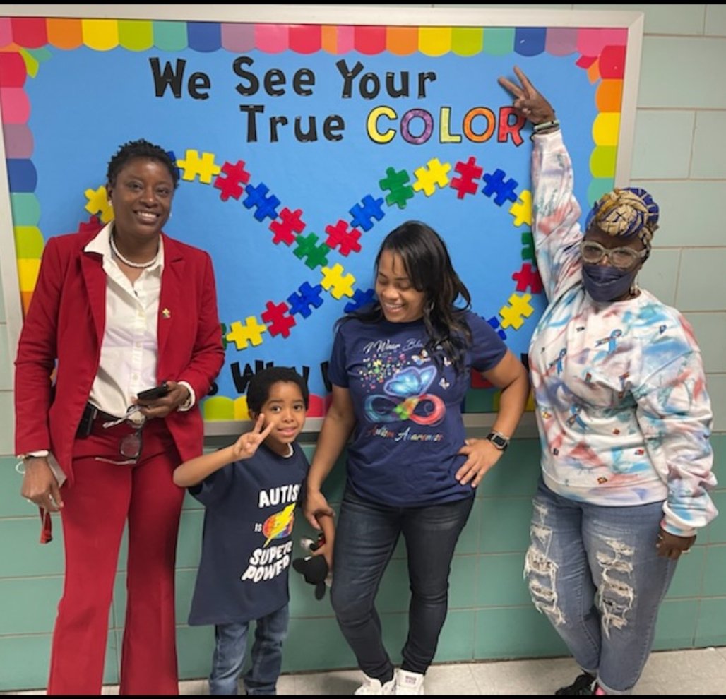 ValerieNMacey1's tweet photo. Ms. Simmons, our Social Worker @ps_705 is a proud mom of a super hero that also attends our school. Before school today, we had to celebrate him. One of our parents, who has her own business created @LoisPDavis sweatshirt in honor of Autism Awareness and Acceptance Month! #Sethy https://t.co/SFquhYFJRa