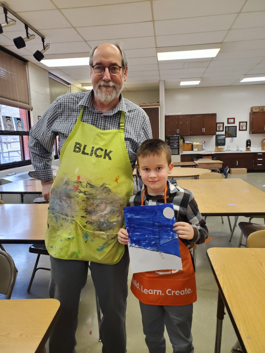 When one of your students enjoys your art class so much that he even dresses like you, how can that not lift your spirits! You rock, David!!!#sssct