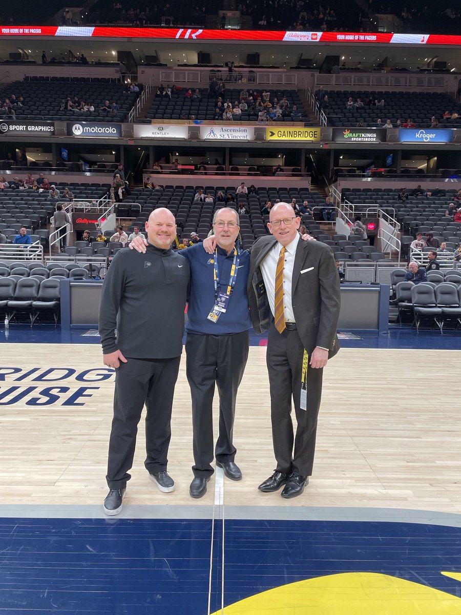 Farewell to NBA Tour in Gainbridge Fieldhouse again tonight and had to get a goodbye photo with my road warriors over many years: assistant trainer Carl Eaton and legendary radio man Mark Boyle. We’ve shared beverages, music, debates and a whole lot of laughs. Love these two!