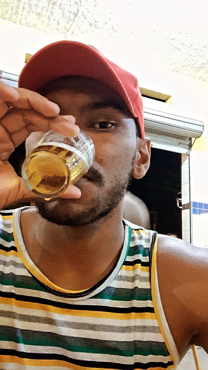 Valkaf7's tweet photo. Se minha barriga não fica chapada, eu fico #segueofoco 😂🤦🏾♂️ https://t.co/w8qWILIzkz