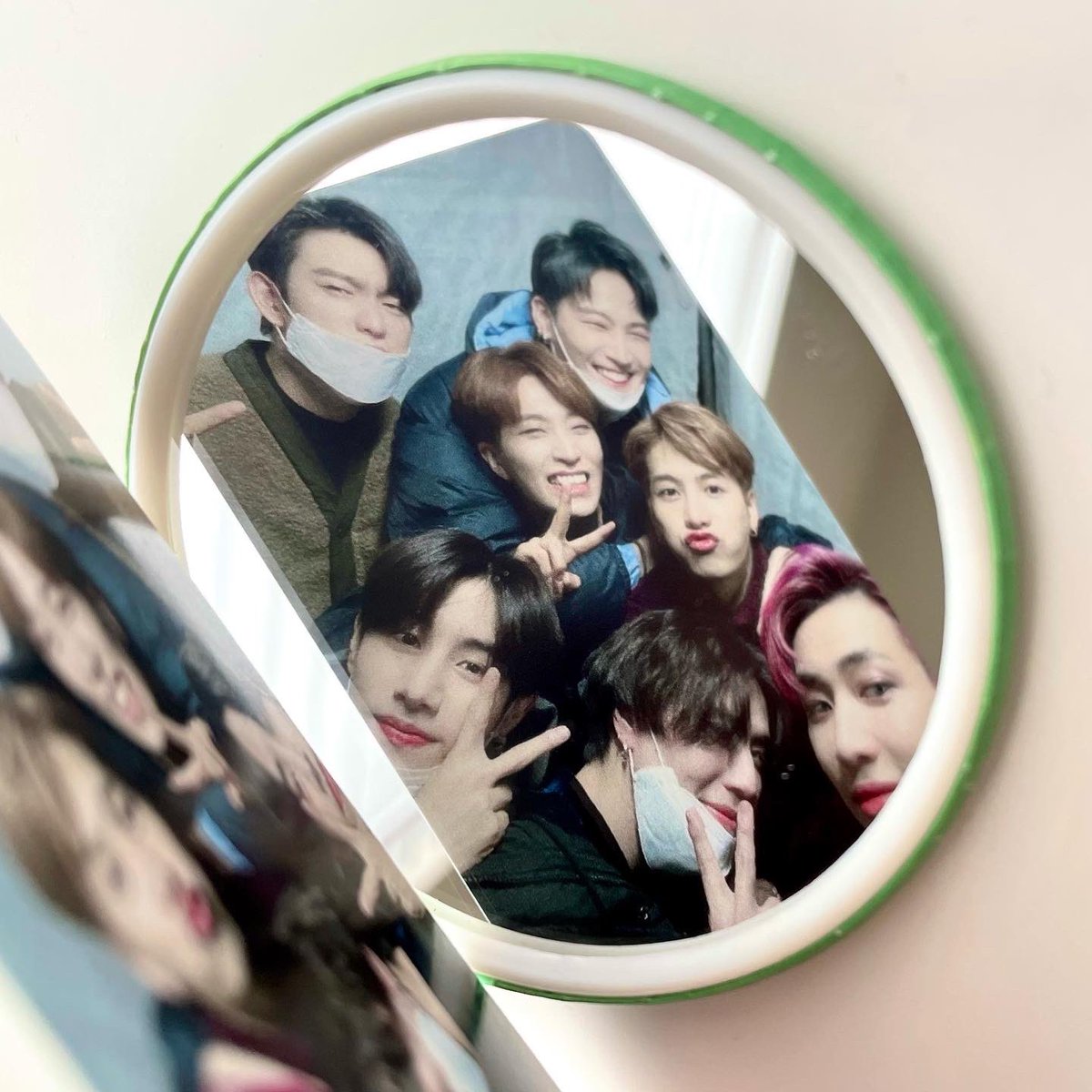 Pearennials's tweet photo. Back from hibernation to announce I added these hand mirrors to my Etsy shop! Some of you might remember them from the #GOT7 7th anniversary event hosted by @got7inoak 💚
I have some extra ones and now you can buy them directly from my shop!
https://t.co/dSOZ539STH https://t.co/OZf2YZVgBK