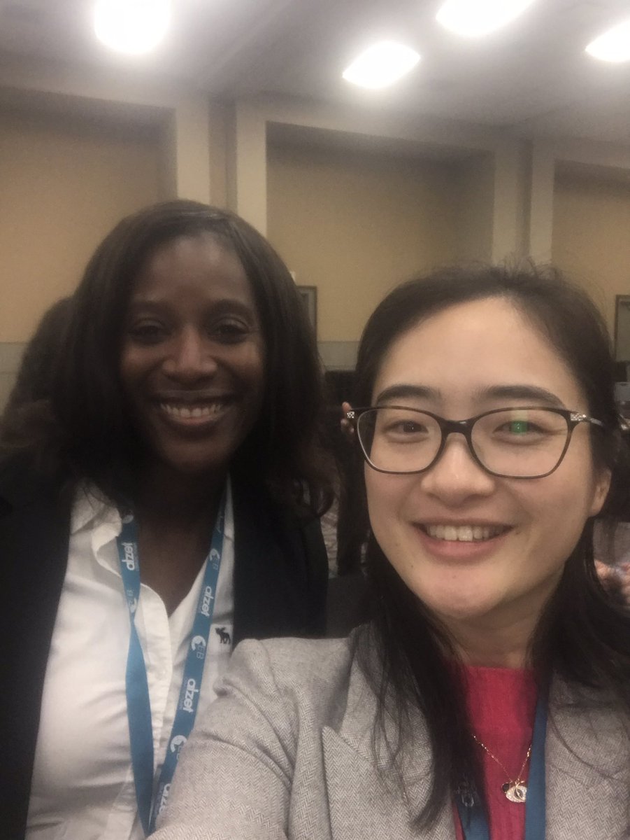 EyeDaisyShu's tweet photo. So awesome to meet @anny_luissint in person! We co-hosted last year’s #pisa2021 Young Investigator Symposium #scicomm @ASIPath #expbio #asip2022 #eb2022 https://t.co/KzZHZzW9yk