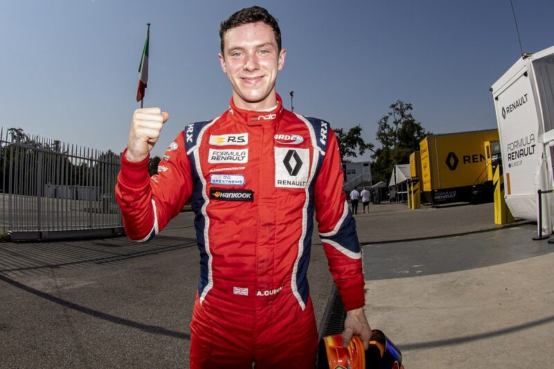 FrecaF1v's tweet photo. AAAAAAAAAALEX QUINN (@MahindraF1V) APAVORA TODOS E SAI NA FRENTE DEMAIS!!!

VIDALES ABANDONA DE NOVO E PRATICAMENTE SE DESPEDE DA DISPUTA, ASSIM COMO FUOCO (@HamiltonRacF1v)!!! https://t.co/fguepEre6B