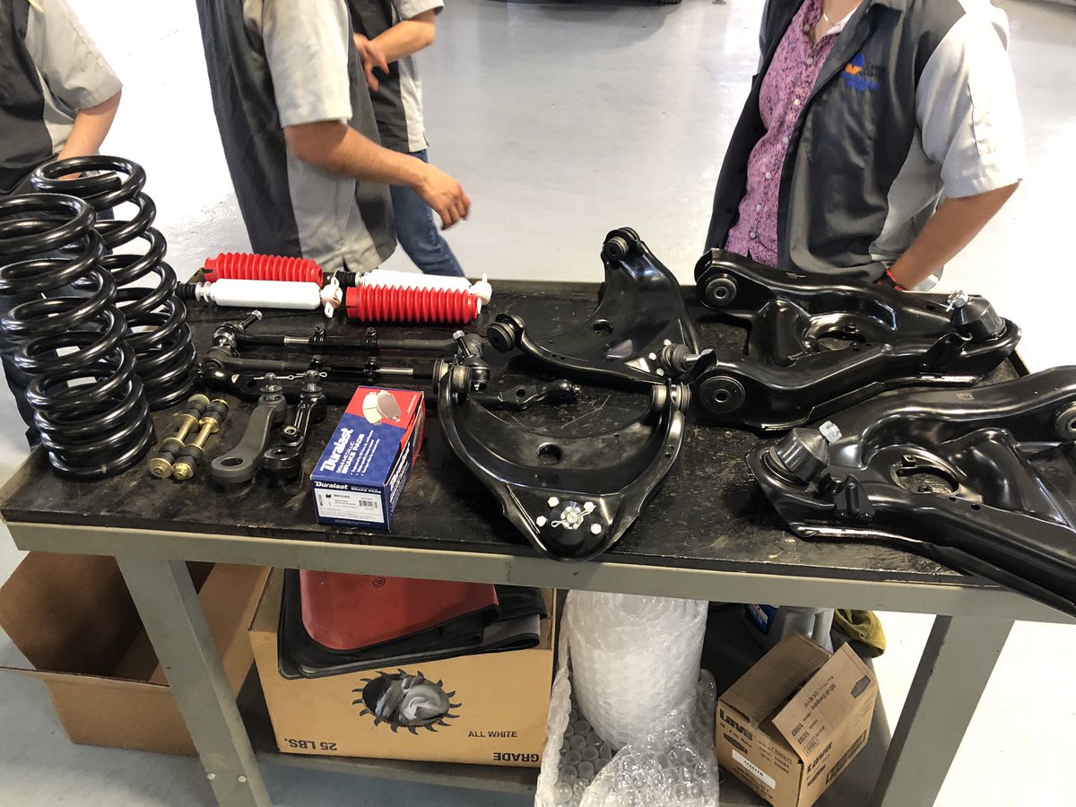AutoTechFred's tweet photo. Complete suspension rebuild is underway for the #AutomotiveTechnology students @OurCareerCenter @YsletaISDCTE. Definitely the biggest suspension job we have undertaken this year. The kids are already off to a great start. @BrendaChR1 @fmarquez100 @YsletaISD @MaribelMguillen https://t.co/kPYuaV2sdM