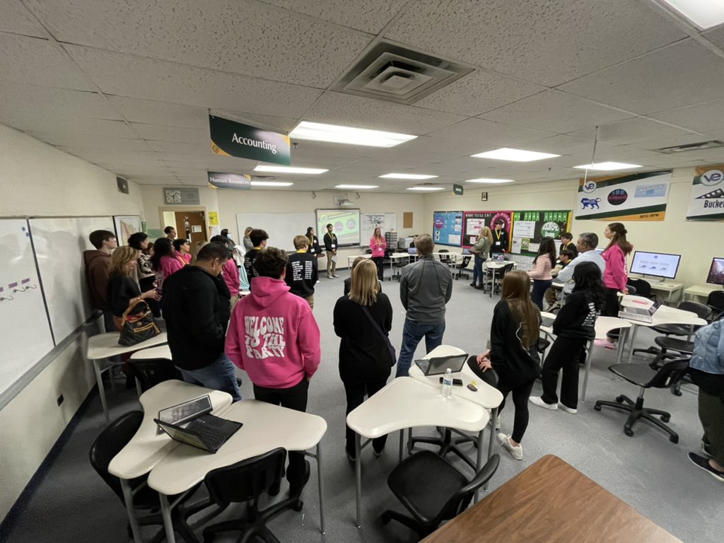 Waubonsie Business tweet media