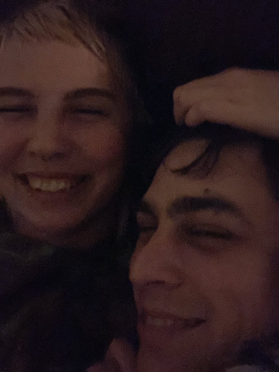 time_trades's tweet photo. 4 pics in 4 cities in 1 month. not to be gay and stupid but i love my friends https://t.co/pF1ke8d3Mn
