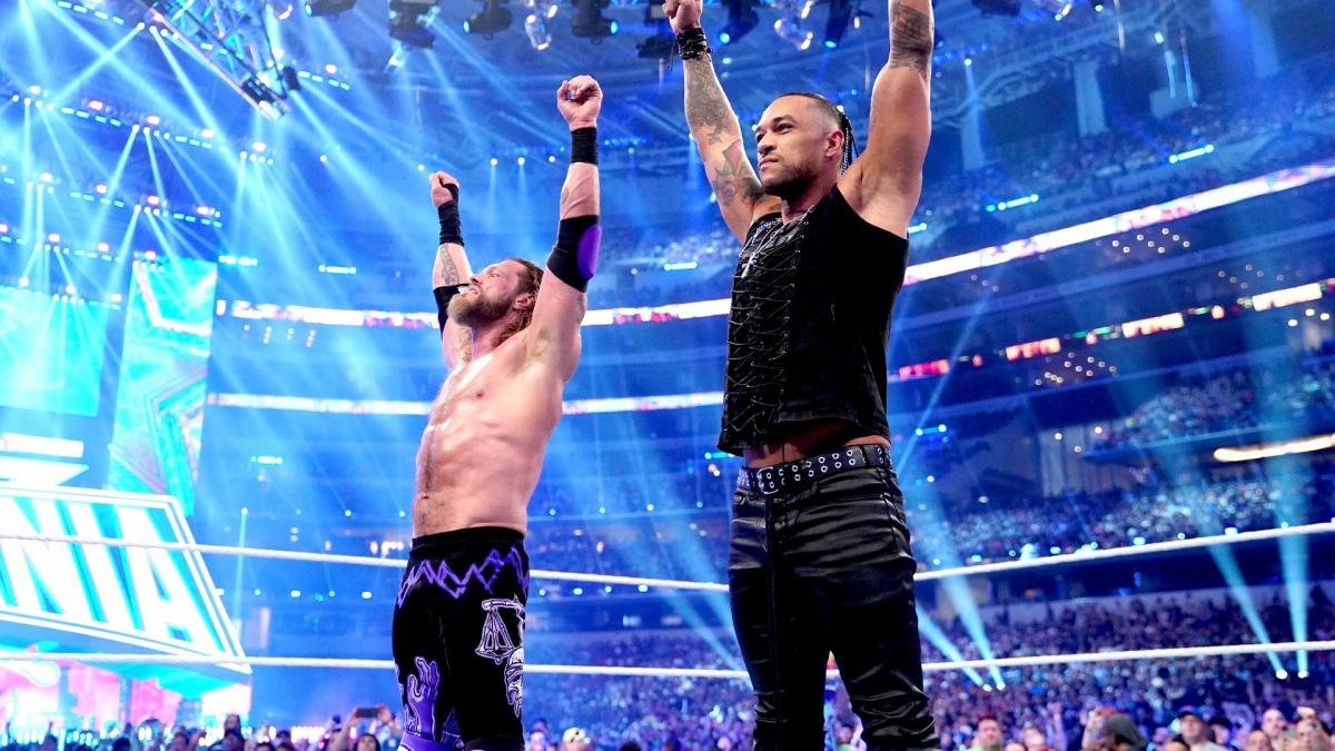 InnerN3rd's tweet photo. Rumor Roundup: New Possible Members Of Edge's Faction, Vince McMahon's Stunner Botch, More

DETAILS HERE: https://t.co/9bxtLQZNXd https://t.co/dKxXTwVNHm