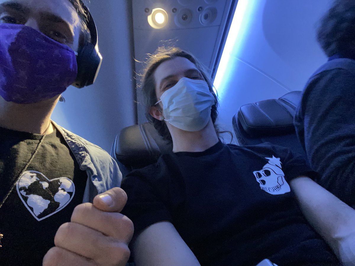 travelwithdyl's tweet photo. Sitting next to another ape 🦍 on the plane @SoapBoxCar #lfg #instantfriends #apessticktogether https://t.co/H3VNKoYR33