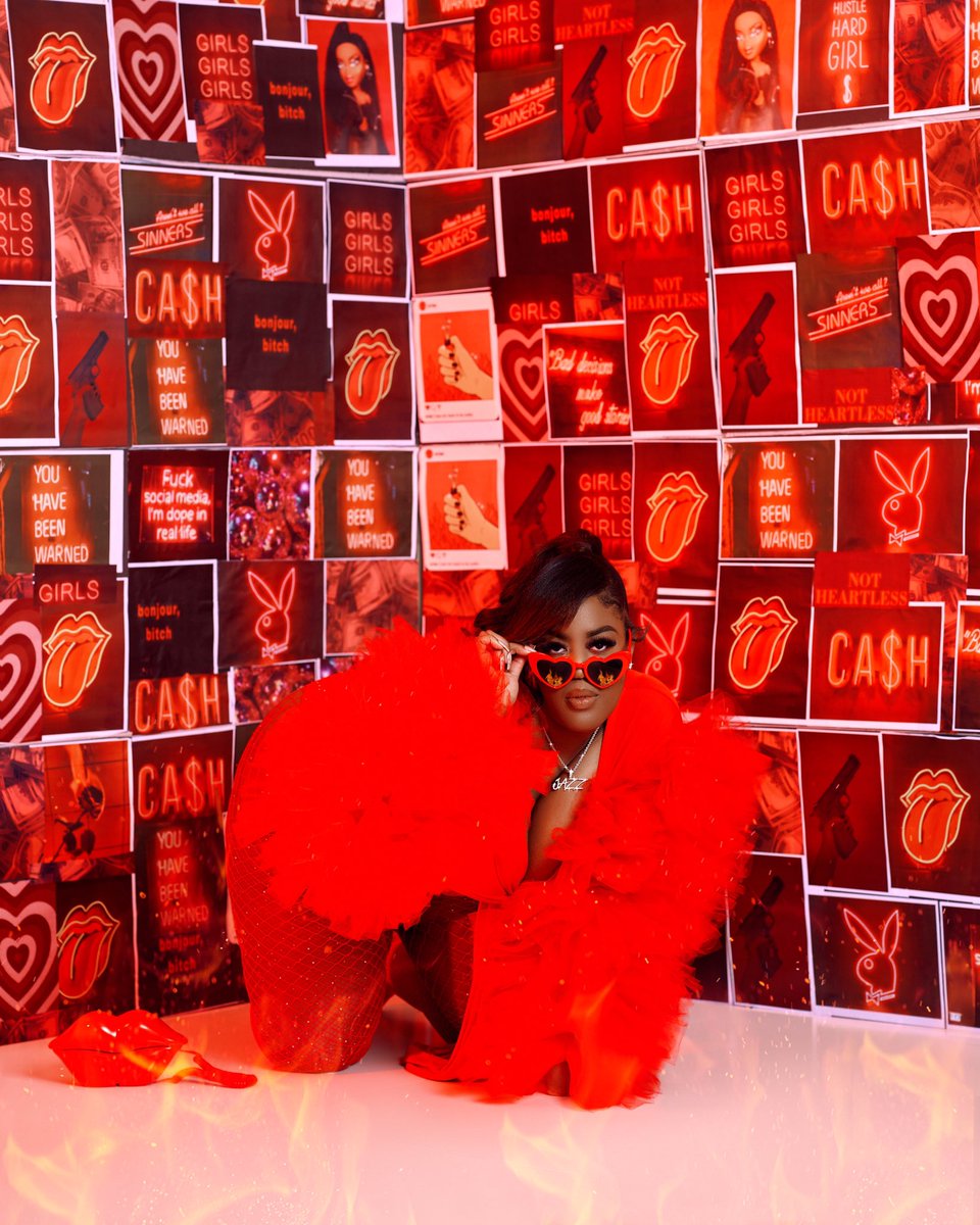 big b🍑🍑ty bakery tweet media