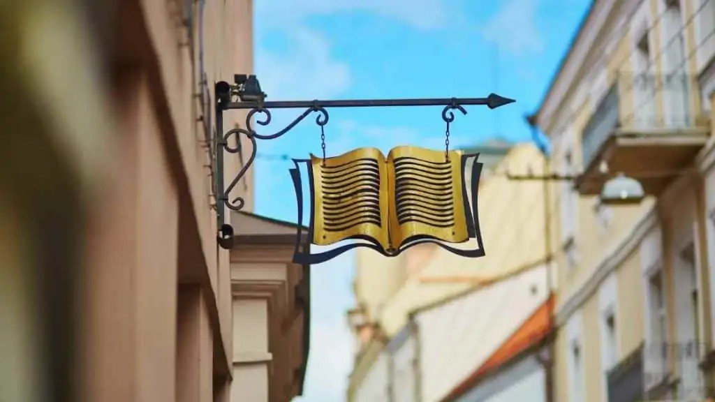 msfunnels's tweet image. For example, you're offering a free craft book about sewing dresses for babies called, “Mommy Sewing Time Made Easier at Home”

Read more 👉 lttr.ai/vDWu

#bookfunnels #funnels #market #EasilyGenerateLeads #FunnelBuilderSoftware