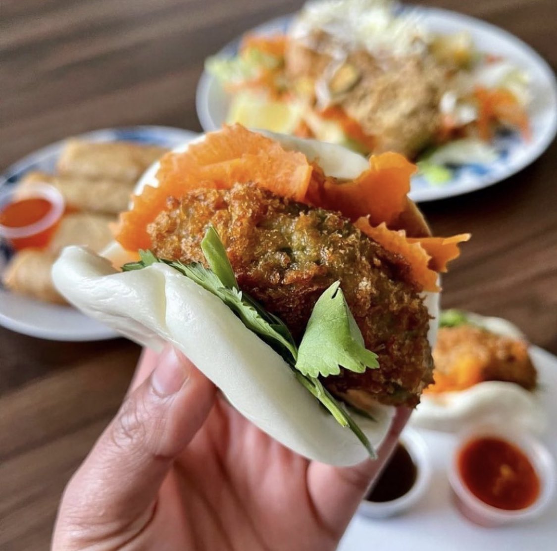 evolving_vegan's tweet photo. Avocado! But make it fried and in a bite-sized bao 🤤 https://t.co/3CPKfZM1PD