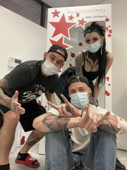 @TalentTesting and chill? @brendonqueue @suicidalxcunt https://t.co/UbiwsKaC8W<a class="tags" target="_blank" title="On Twitter" href="/?out=eyJ0eXAiOiJKV1QiLCJhbGciOiJIUzUxMiJ9.eyJpYXQiOjE3MjA4OTQ3NTcsImlzcyI6InR3cG9ybnN0YXJzLmNvbSIsIm5iZiI6MTcyMDg5NDc1NywiZXhwIjoxNzUyNDMwNzU3LCJyZWRpcmVjdF91cmwiOiJodHRwczovL3R3aXR0ZXIuY29tL1RhbGVudFRlc3RpbmcifQ.2Gs9YrysyHmmGGGbgvMpSITVdWzACwd11w2wXxbL2B60Wo9yW1tkzutUiXa3uiCIHUfDSD9mbCAz3O_bzj2jiQ">@TalentTesting</a><a class="tags" target="_blank" title="On Twitter" href="/?out=eyJ0eXAiOiJKV1QiLCJhbGciOiJIUzUxMiJ9.eyJpYXQiOjE3MjA4OTQ3NTcsImlzcyI6InR3cG9ybnN0YXJzLmNvbSIsIm5iZiI6MTcyMDg5NDc1NywiZXhwIjoxNzUyNDMwNzU3LCJyZWRpcmVjdF91cmwiOiJodHRwczovL3R3aXR0ZXIuY29tL2JyZW5kb25xdWV1ZSJ9.K1cH2sTD7JTiF0BuPdgcVURs1jlANF98jWqKuShwE6QWJ2n62pwr_7kkA8F9JzPx3ROypY9nPiTHaUYxJvGDnA">@brendonqueue</a><a class="tags" target="_blank" title="On Twitter" href="/?out=eyJ0eXAiOiJKV1QiLCJhbGciOiJIUzUxMiJ9.eyJpYXQiOjE3MjA4OTQ3NTcsImlzcyI6InR3cG9ybnN0YXJzLmNvbSIsIm5iZiI6MTcyMDg5NDc1NywiZXhwIjoxNzUyNDMwNzU3LCJyZWRpcmVjdF91cmwiOiJodHRwczovL3R3aXR0ZXIuY29tL3N1aWNpZGFseGN1bnQifQ.vXWbwji8GKE3fclOJvQEiy0yoQHdOznfHH08GePw9L9WYePeAuWgW3ve1EWim5OM_UxTvDbjlnCPJ_Iuq4bUEw">@suicidalxcunt</a><a href="/tag/onlyfans"class="tags"><span>#onlyfans</span></a>