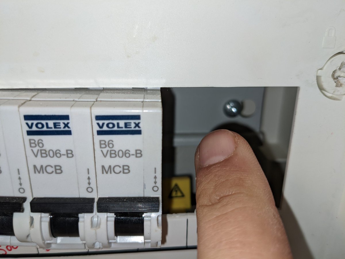 cskelectrical's tweet image. Fuse board consumer unit replacement &amp;amp; EICR inspection near Crawley by an electrician from CSK Electrical