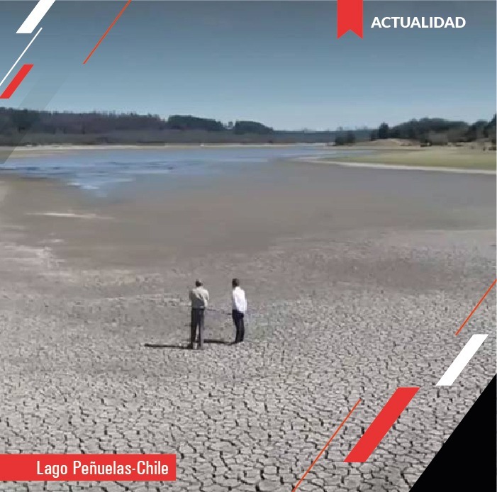 tomasbuffaok's tweet photo. La fuerte sequía del Lago Peñuelas en Chile es un claro ejemplo de las consecuencias reales de la #CrisisHídrica. A esto se le suma el reciente anuncio de la baja histórica del nivel del #LagoMusters, que se encuentra a 269,00 m.s.n.m de la toma. (HILO) https://t.co/QsSvUIrsxf