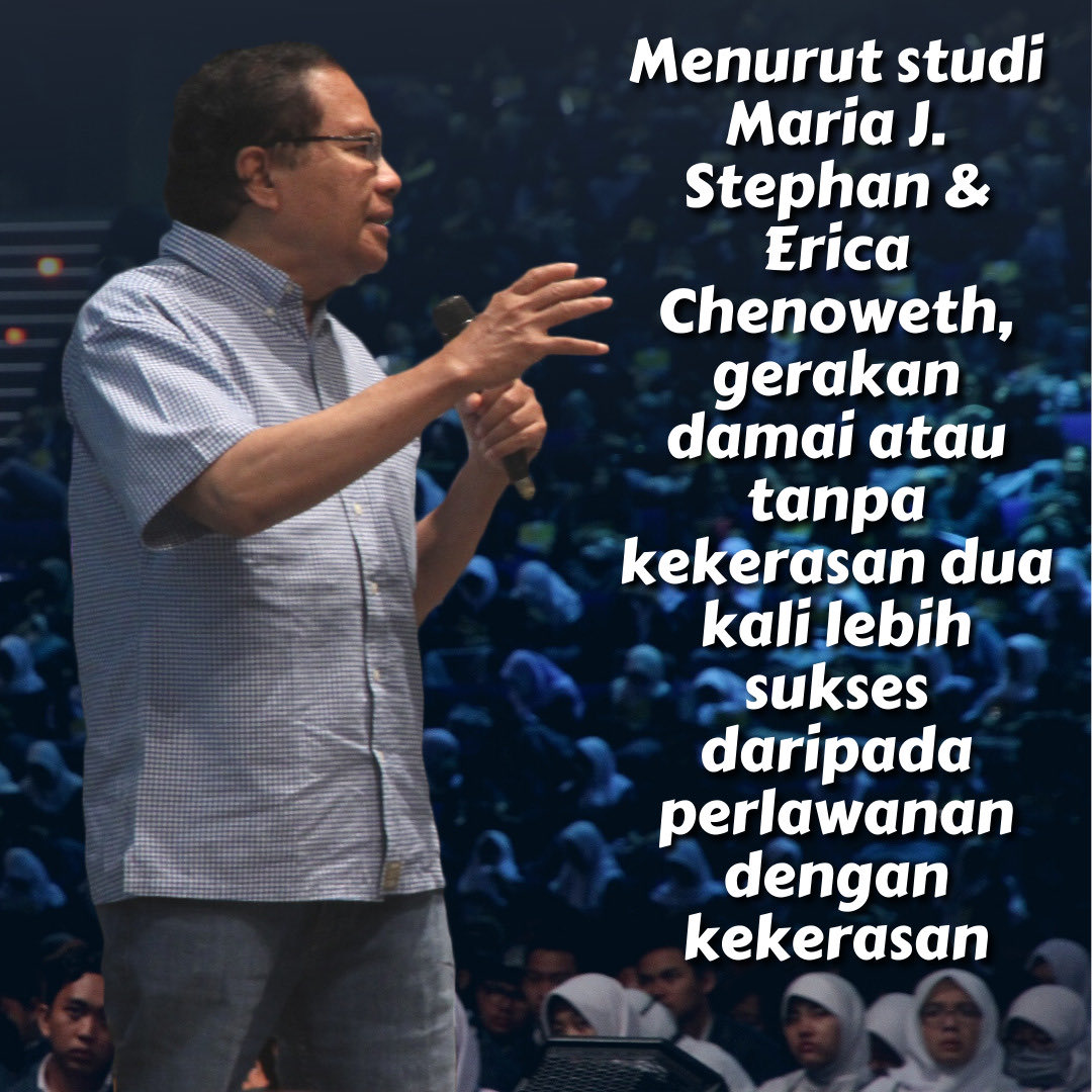 RamliRizal's tweet photo. Rizal Ramli, Gerakan Mahasiswa dan Aksi Demonstrasi Nirkekerasan, Non-Violence, Revolusi Damai

https://t.co/ALy7b8sBXV https://t.co/fszdudqour