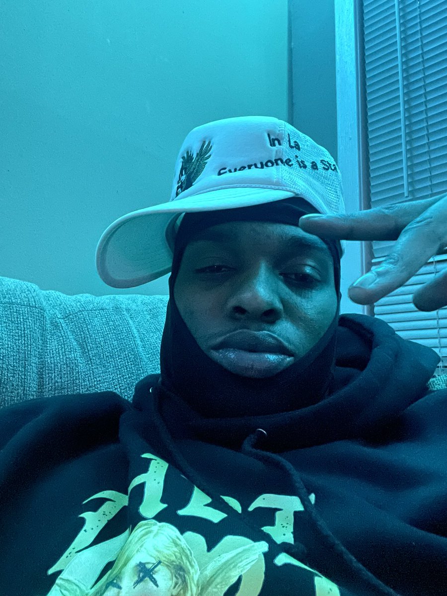 ebk_kiy's tweet photo. 🗣📠 https://t.co/jO0zq1RTlx