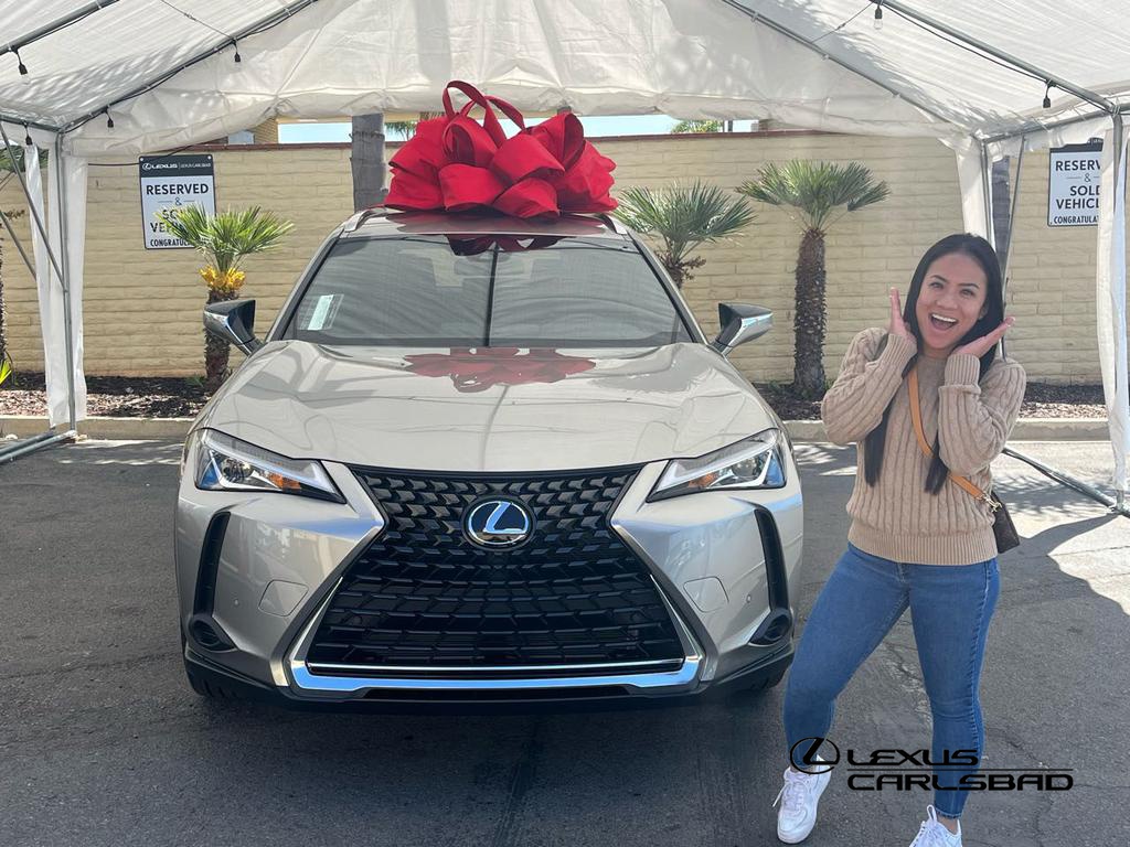 LexusCarlsbad's tweet photo. Happy Customer ❤️
.
.
.
.
.
.
#LexusCarlsbad
#Autojoyment
#LexusUX https://t.co/NQwGI62GGz