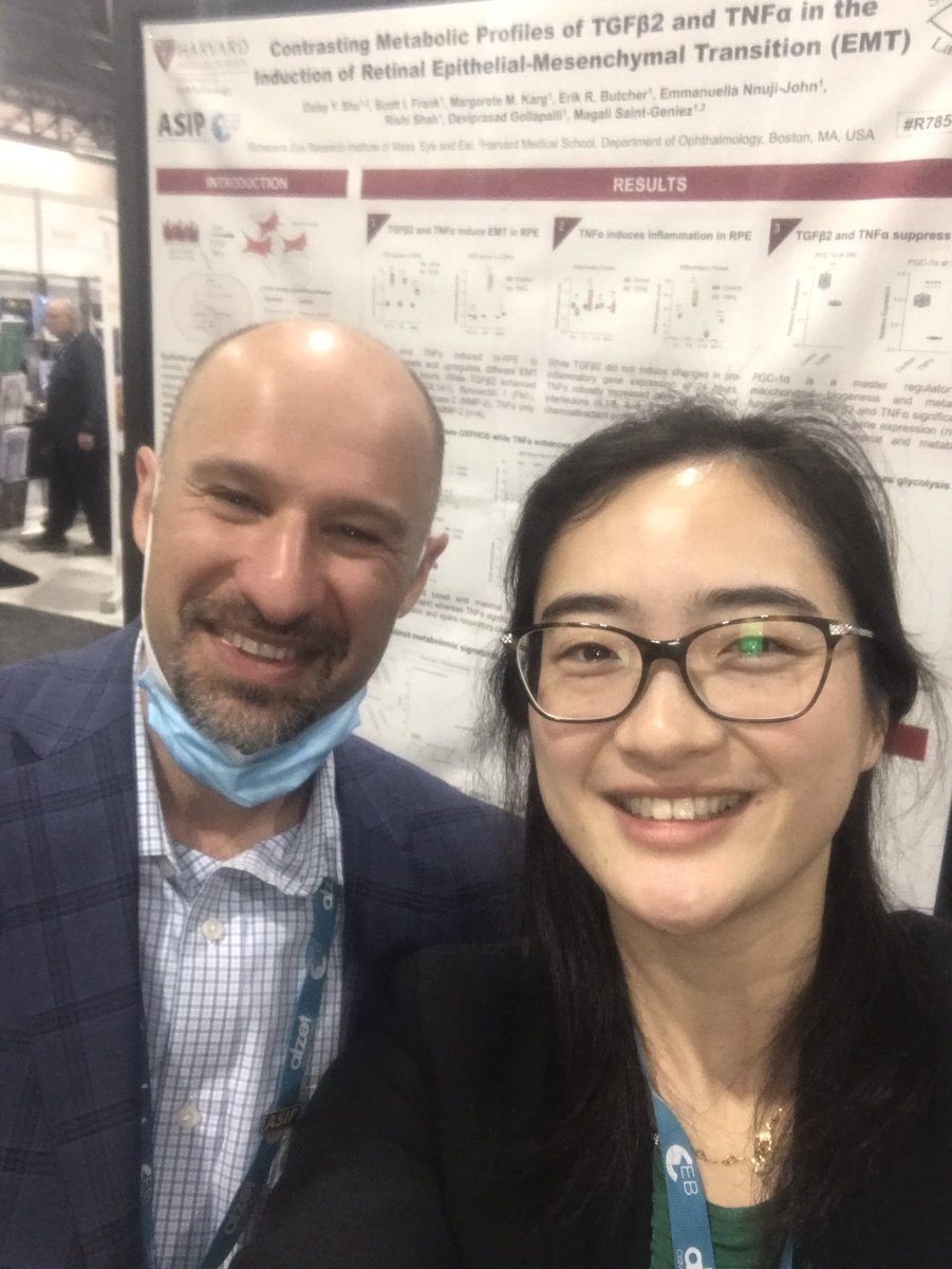 EyeDaisyShu's tweet photo. So happy to meet @SumaginLab in person at @expbio Had such a fun time hanging out with you and @Trietbui6 @ASIPath #expbio #asip2022 #eb2022 #selfie https://t.co/1Rrei1QZ7F