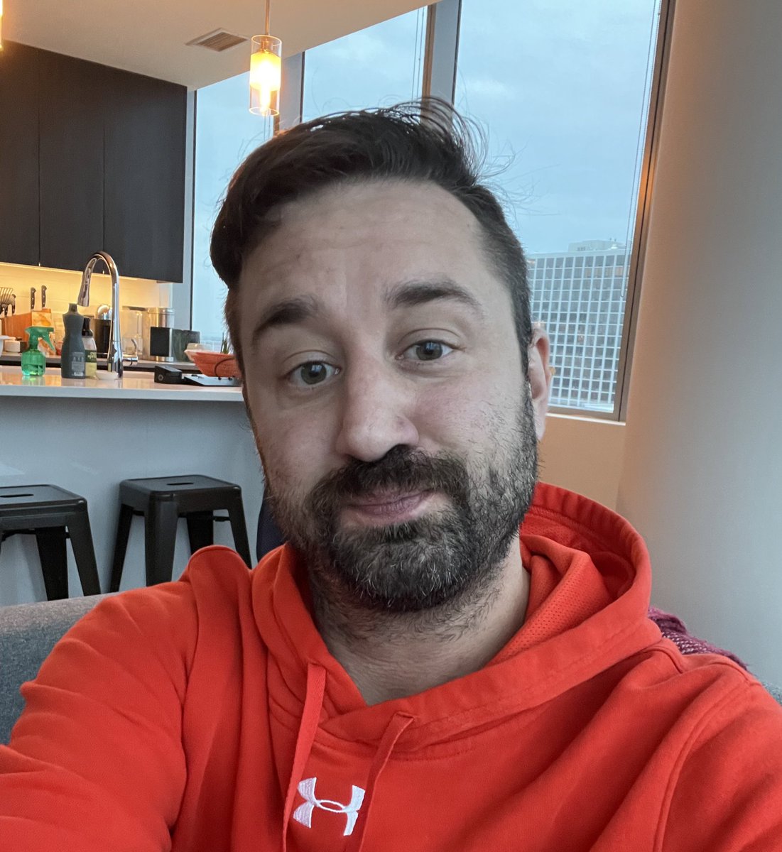 Andy here from #Chicago! Love a great springtime AM walk along Lake Michigan. #BibChat