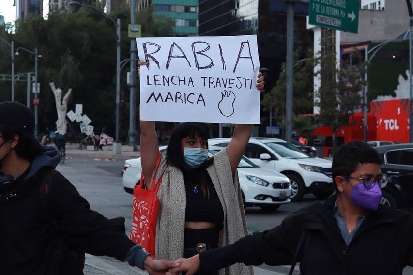 AFRO_ntera's tweet photo. En #AFROntera estamos en contra de la heterosexualidad cómo régimen político y gerencial colonial. #Resistimos #Existismos #Estamos ♥️🦋🖤 https://t.co/5Xbsp3aj0T