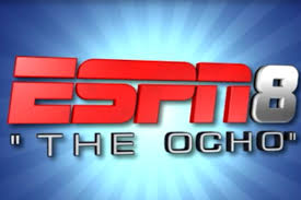 Relator de espn: "Toda la atención puesta en Asunción en este gran clásico paraguayo Olimpia vs Cerro".
Espn: pasa el partido por espn 8