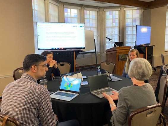 PurdueCIE's tweet photo. Teaching &amp; learning centers brainstorm w PU instructors on sharing SEISMIC research data. Want in? Check out other events this week at https://t.co/at3C87Io5V. #PU_WeekofSEISMIC @Purdue_IL @SEISMIC_project https://t.co/wNd9WGNGjr