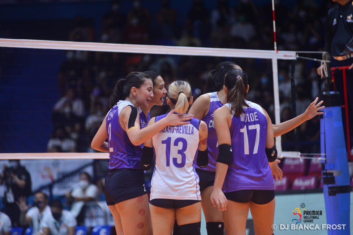 desireechengfp's tweet photo. Battle for 3rd today at 3pm!!! Busy tayo sa pagbuo ng fans club pero eto ang priority natin, to support Des and the rest of CMFT Flying Titans!💜

photo credit: @djbiancafrost https://t.co/dOCoynnJJV