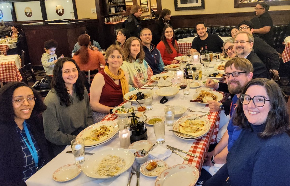 barrosolab's tweet photo. Very nice dinner to finish the #expbio2022 EB meeting in Philadelphia. Great to meet everybody @histochemnews and looking forward to seeing you all again in Salt Lake City in 2023 #tmap2023. @wekaterrapin @alejandroadam @Prof_STanner @jonathanbarrac @RamonBossardi @lu_shuhan https://t.co/p7sTMBzZ0d
