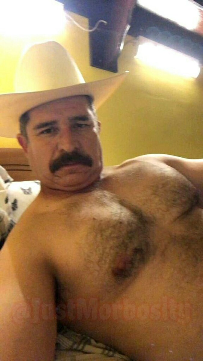 JustMorbosity's tweet photo. ************
BOCADITOS

Síguenos en: @JustMorbosity
                        @PuroRecluso

Dale like ❤️ y comparte 🔂 https://t.co/ySXtCXSaq5