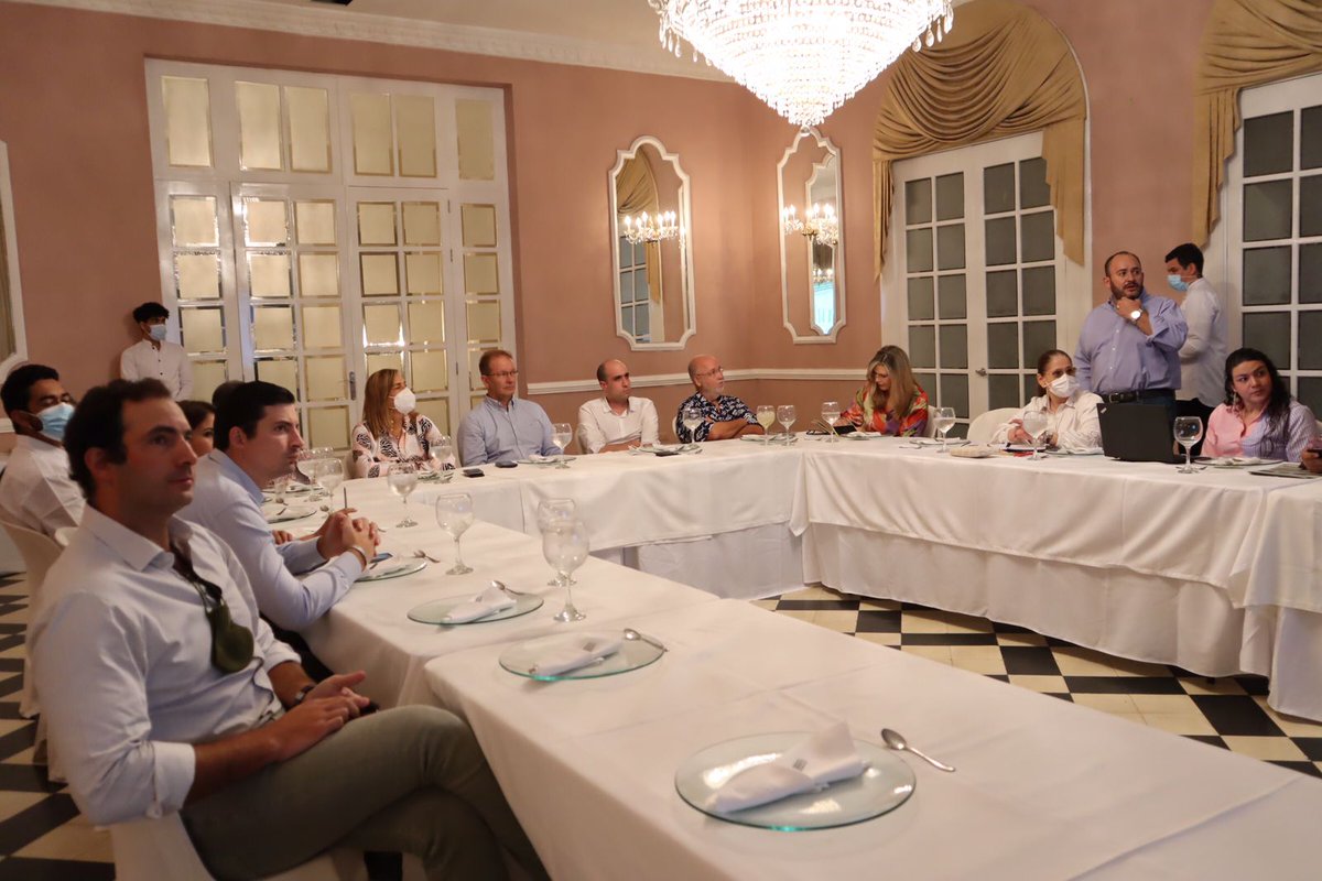 FedepalmaOrg's tweet photo. #Hoy inicia en #ZonaNorte la primera jornada de acercamiemto en Santa Marta entre palmicultores y el @BancoAgrario, con el fin de fortalecer la competitividad, y atender las necesidades y oportunidades en la generación de créditos que requiere el sector palmero. https://t.co/xT1FT7uT0X