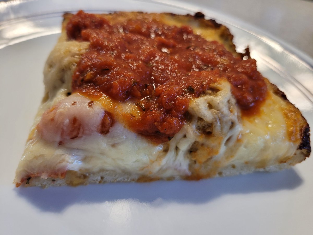 Homemade Pepperoni, Meatball, &amp; Tomato DSP for
#NationalDeepDishPizzaDay