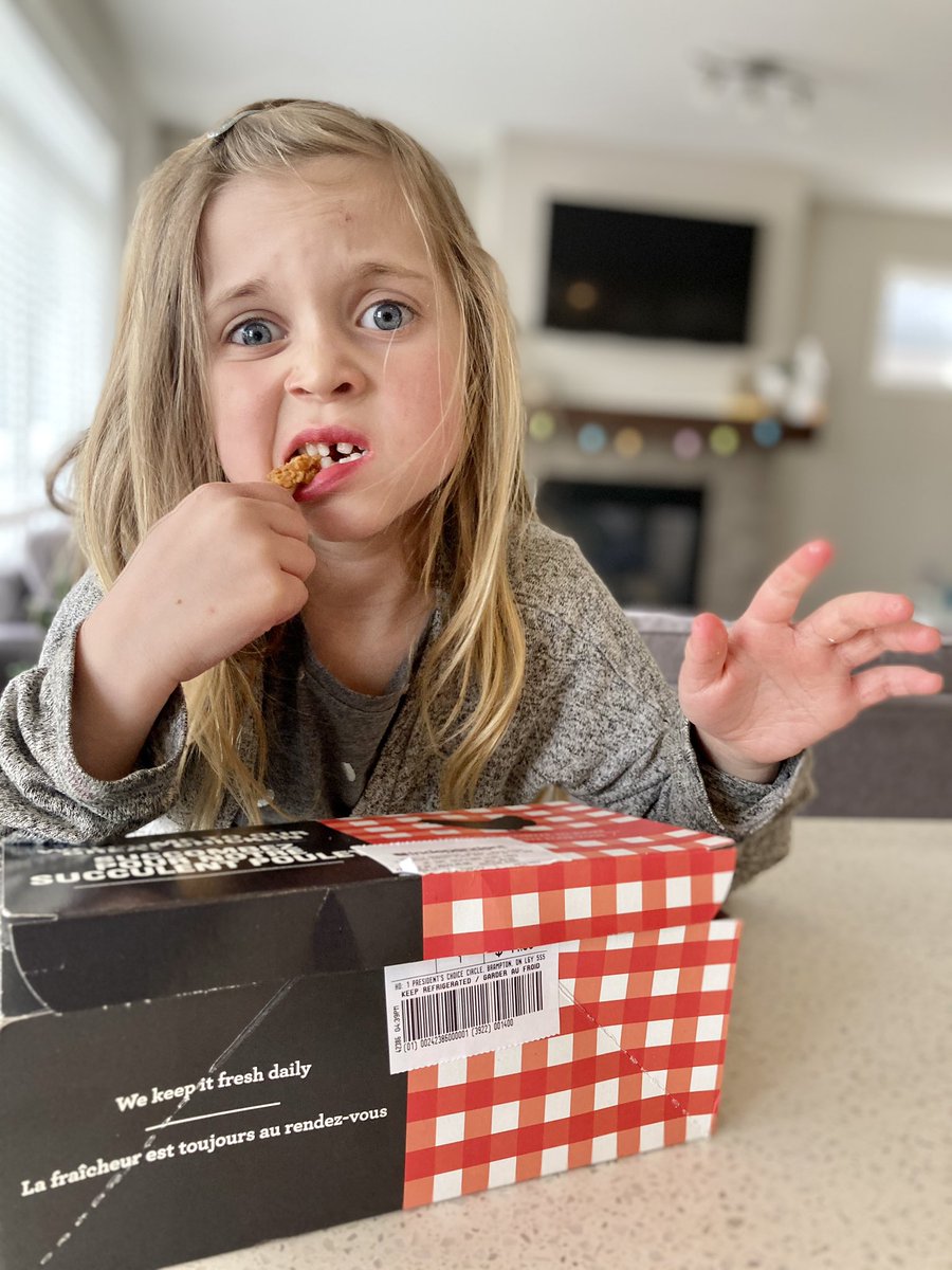 arunningtale's tweet photo. @kfc want a child model? https://t.co/1Z1ieyMMjx