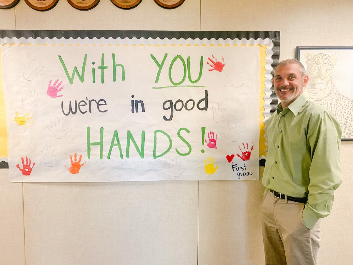 This week we are celebrating these VIPs on campus: Ms. Lisa Isbell, our dedicated School Librarian and Mr. Coppolo, our amazing Assistant Principal 🌟 Check out these sweet banners made by our 1st grade team ❤️#LoudonHeroes #GoLeopards🐆 #PBVUSD #Appreciation