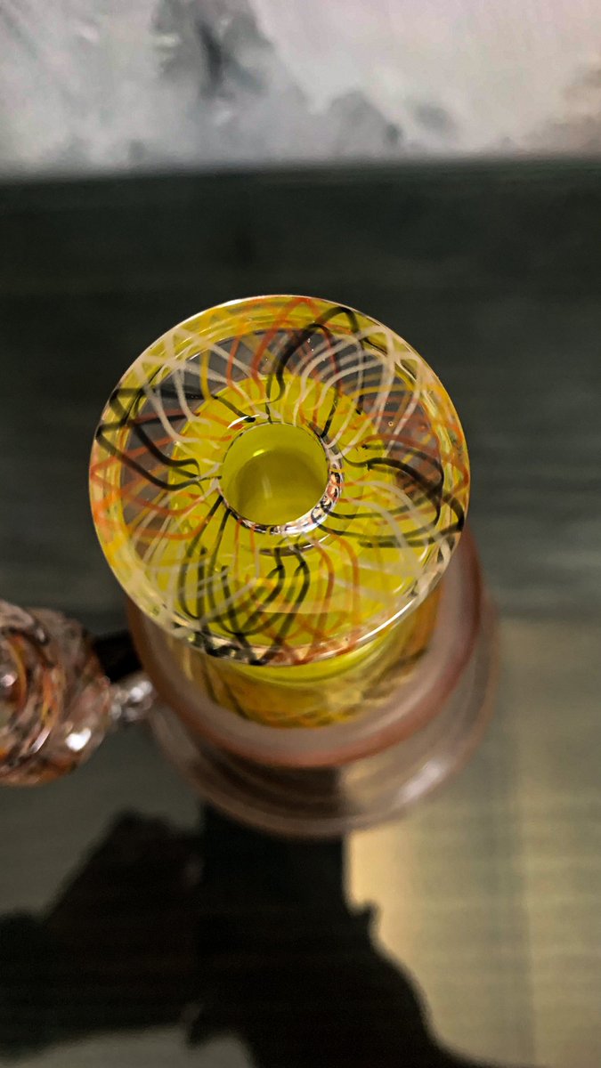 ChowGlass- The “Taurus” is now available! Dm us if you have any questions 😊#glass #heady #headylife #art #chino #Taurus #smoke #smokeshop #rig #artistsontwitter
