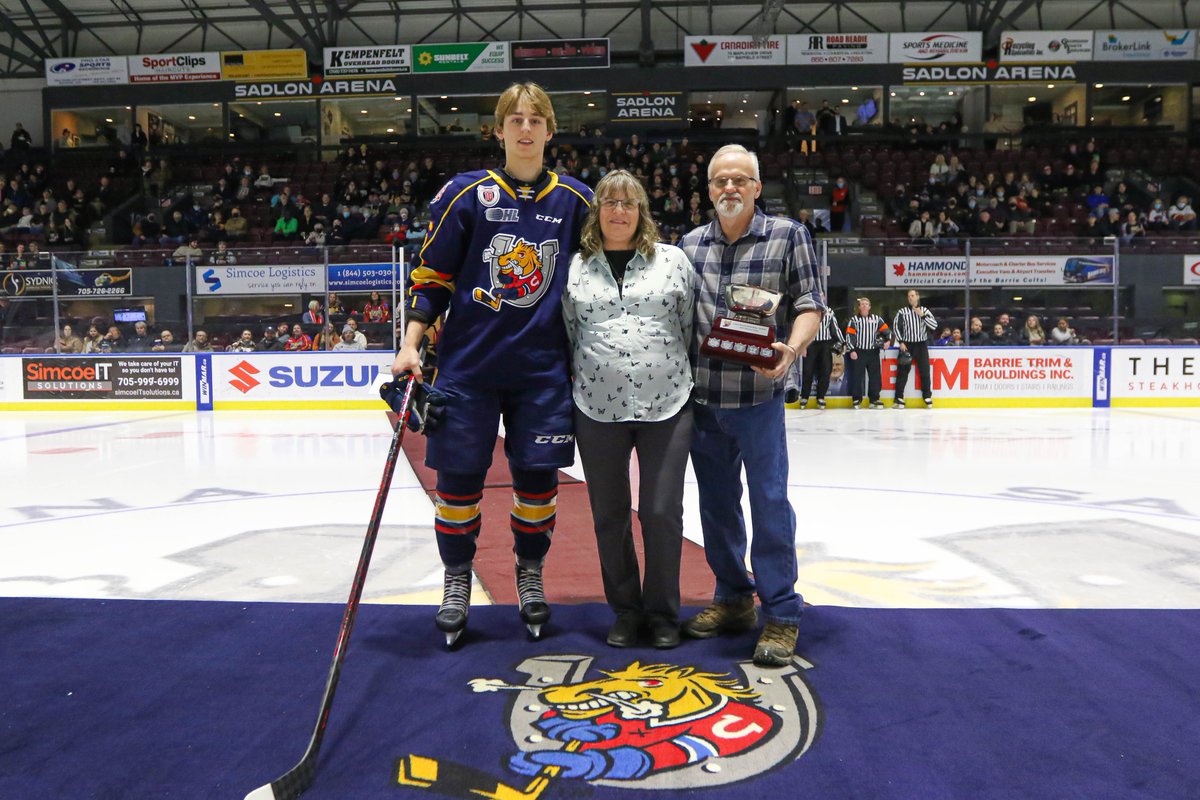 Congratulations to Beau Akey on winning the “Gord Bones Memorial Trophy” as the Most Improved Player, voted upon by the coaching staff! 🏆

#BackInTheSaddle