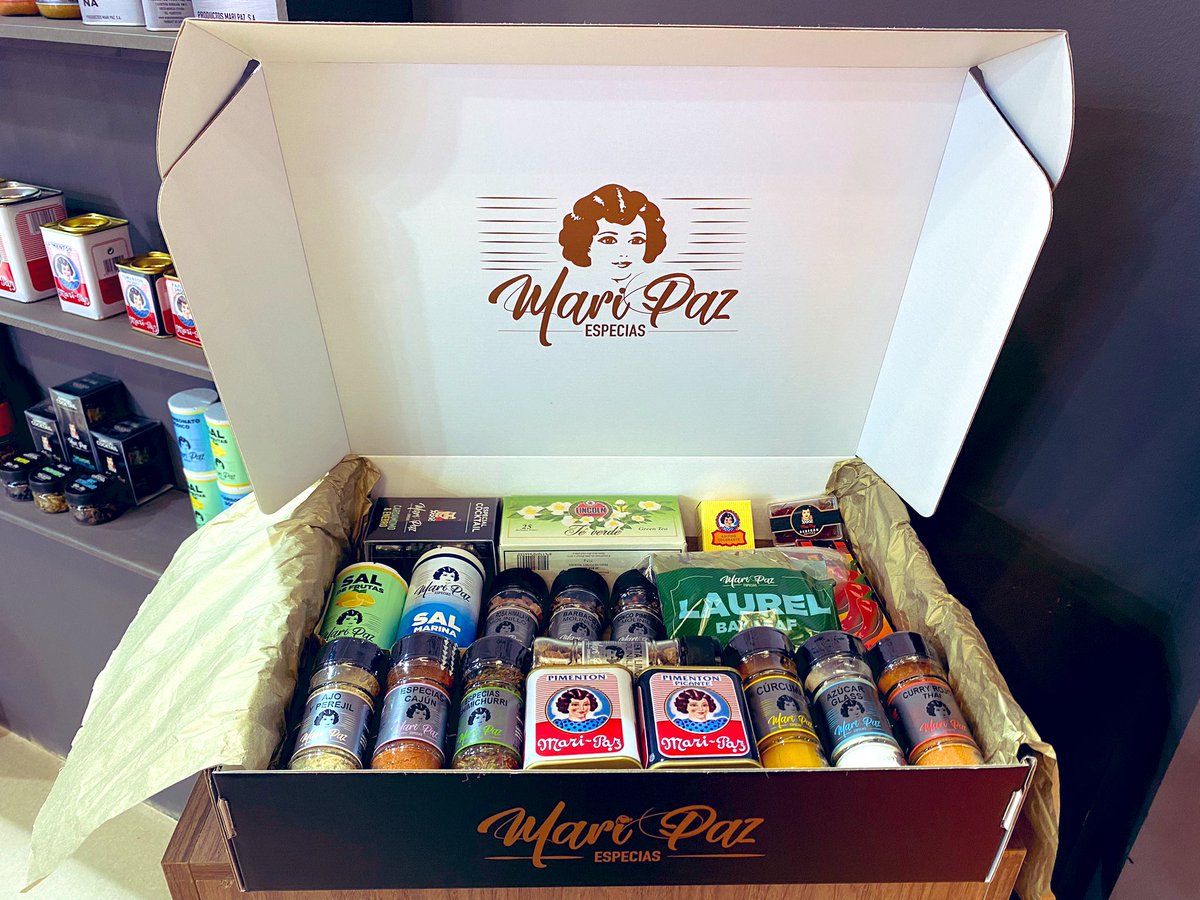 MariPazEspecias's tweet photo. Os presentamos nuestras nuevas cajas regalo, se han quedado súper bonitas, no?
Ideales para un detalle original, divertido y muy sabroson 😋😎
@AlimentariaBCN @Fira_Barcelona @Hostelcobcn  #Alimentaria2022 #alimentación #especias #pimenton #elsaberdasabor #desde1939 #Murcia https://t.co/EwN5RWrTHT