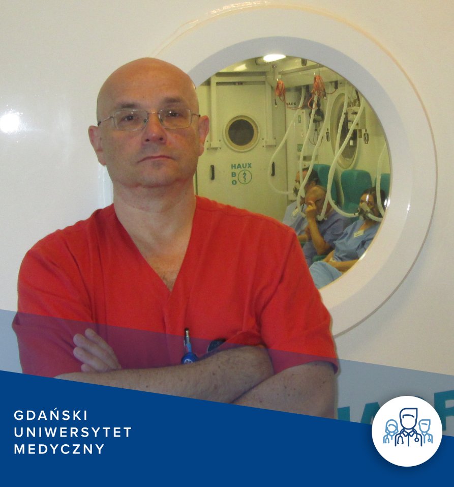 GUMedGdansk's tweet photo. Prof. Jacek Kot, kierownik Kliniki Medycyny Hiperbarycznej i Ratownictwa Morskiego @ucmmit #GUMed opowie o komorach hiperbarycznych w audycji z cyklu #RadiowoNaukowo poświęconego najlepszym naukowcom @FarUniv.
Początek rozmowy dziś́ po godz. 13:00 w @RadioGdansk.
fot. GUMed https://t.co/Rx7hiyU4Px