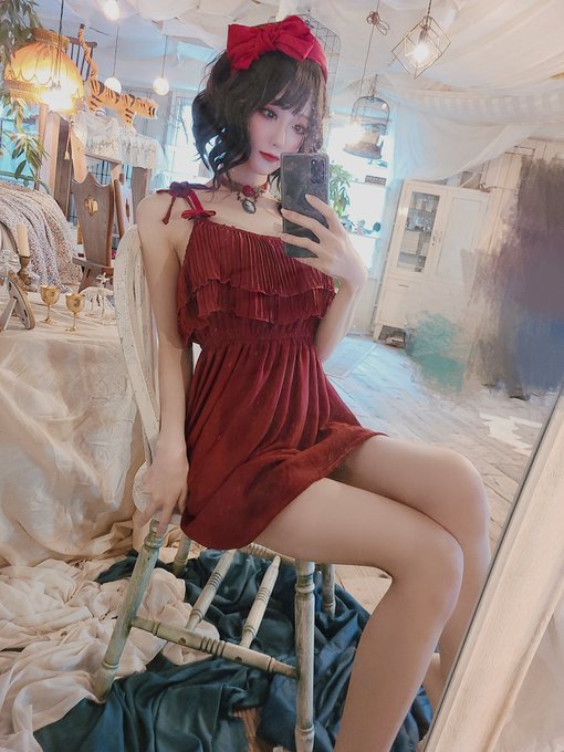 コスプレイヤーしろさきのTwitter画像10