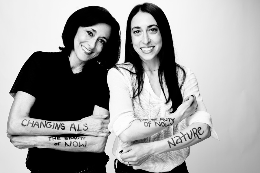 I loved having <a href="/dearworld/">Dear World</a> take this picture of me and my daughter at the <a href="/GameChangerGala/">GameChangerGala</a> last month. They celebrate the power of personal stories and inspire others to do the same.
<a href="/TeamGleason/">Team Gleason</a> <a href="/AnswerALS/">AnswerALS</a> #bethechange