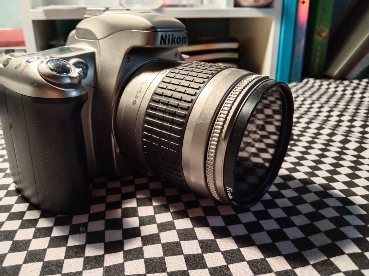 jongjang22's tweet photo. ☃︎ ขาย  nikon f55  คับ 
สภาพดี ทำงานเต็มระบบ ☀︎︎
มีสายให้ มีฝาปิดให้ แถมถ่าน  2990 รวมส่งค้าบ
 ทักมาขอรูปเพิ่มได้เลยนะคับบ (｡♡‿♡｡)  
#กล้องฟิล์ม #กล้องมือสอง #กล้องฟิล์มมือสองราคาถูก #กล้องดิจิตอลมือสอง #กล้องฟิล์มมือสอง https://t.co/vmvENJpI3d